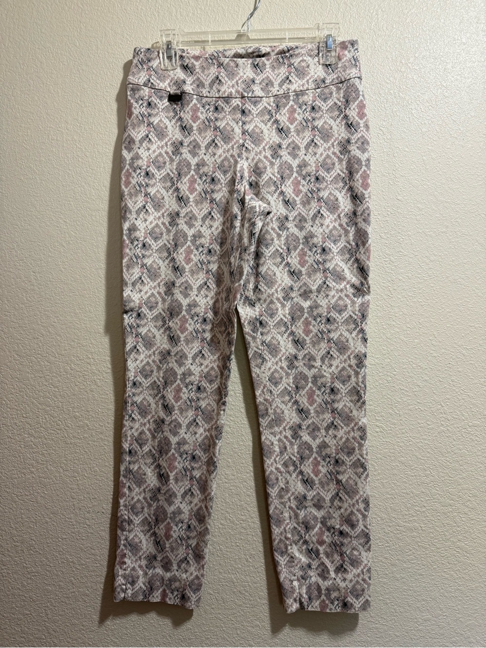 Peck & Peck Printed Women’s Sliming Pants in Light Gray and Pink - Size 10